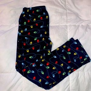 Target wonder shop Christmas light fleece pants
